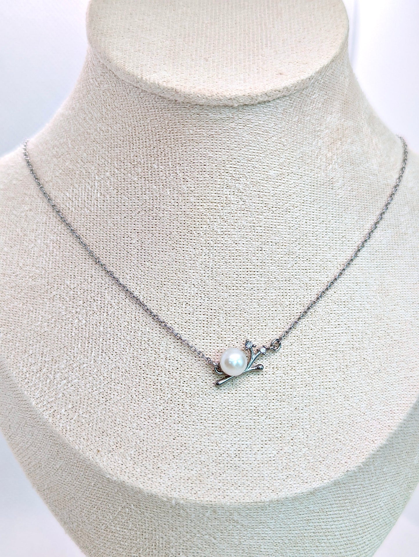 ETERNAL BLOOM NECKLACE