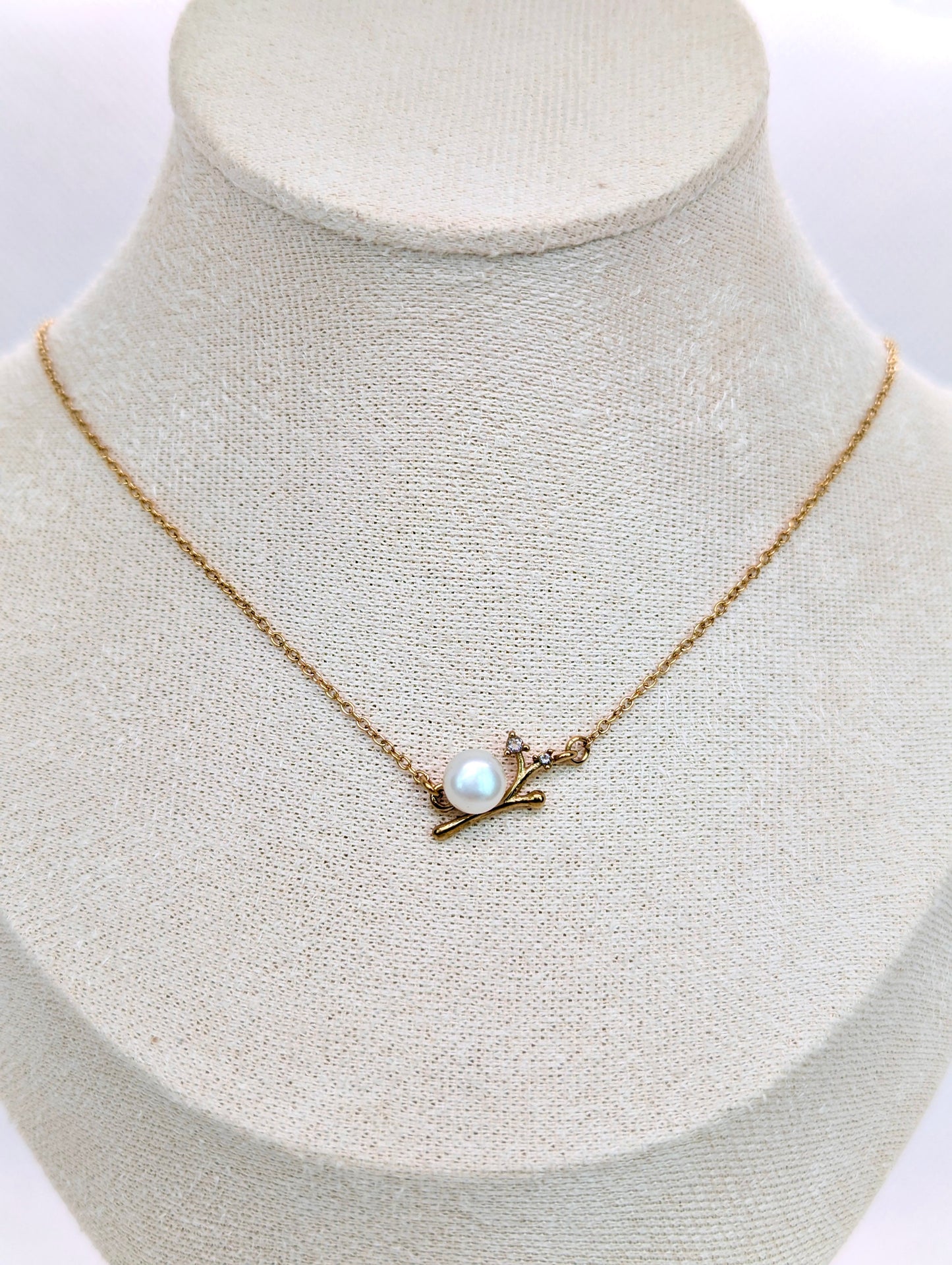 ETERNAL BLOOM NECKLACE