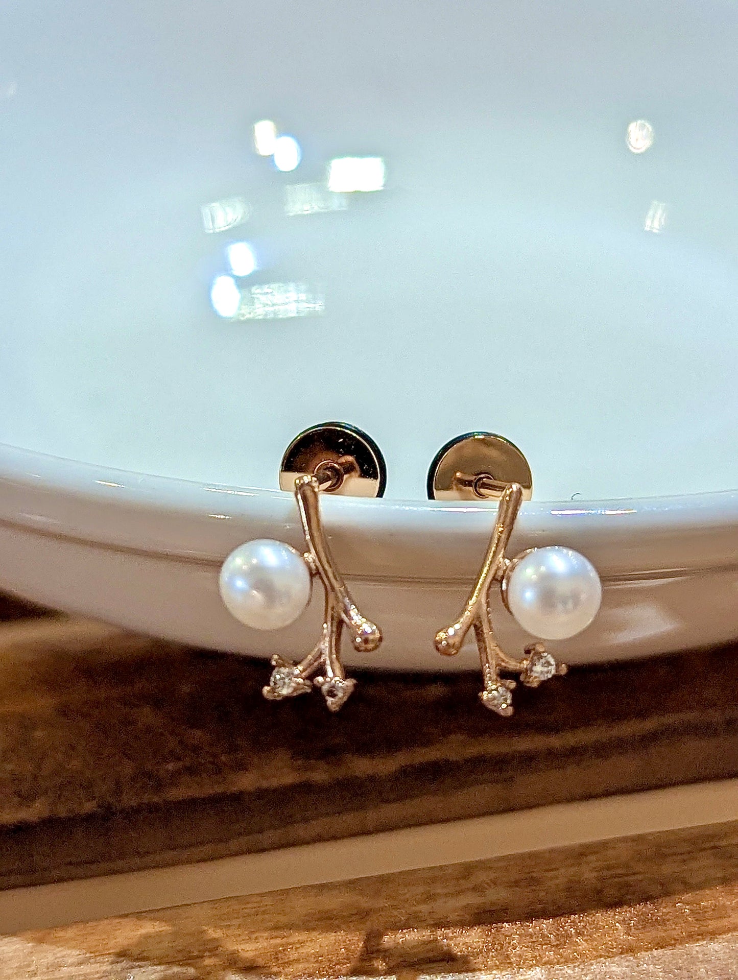 ETERNAL BLOOM EAR STUDS