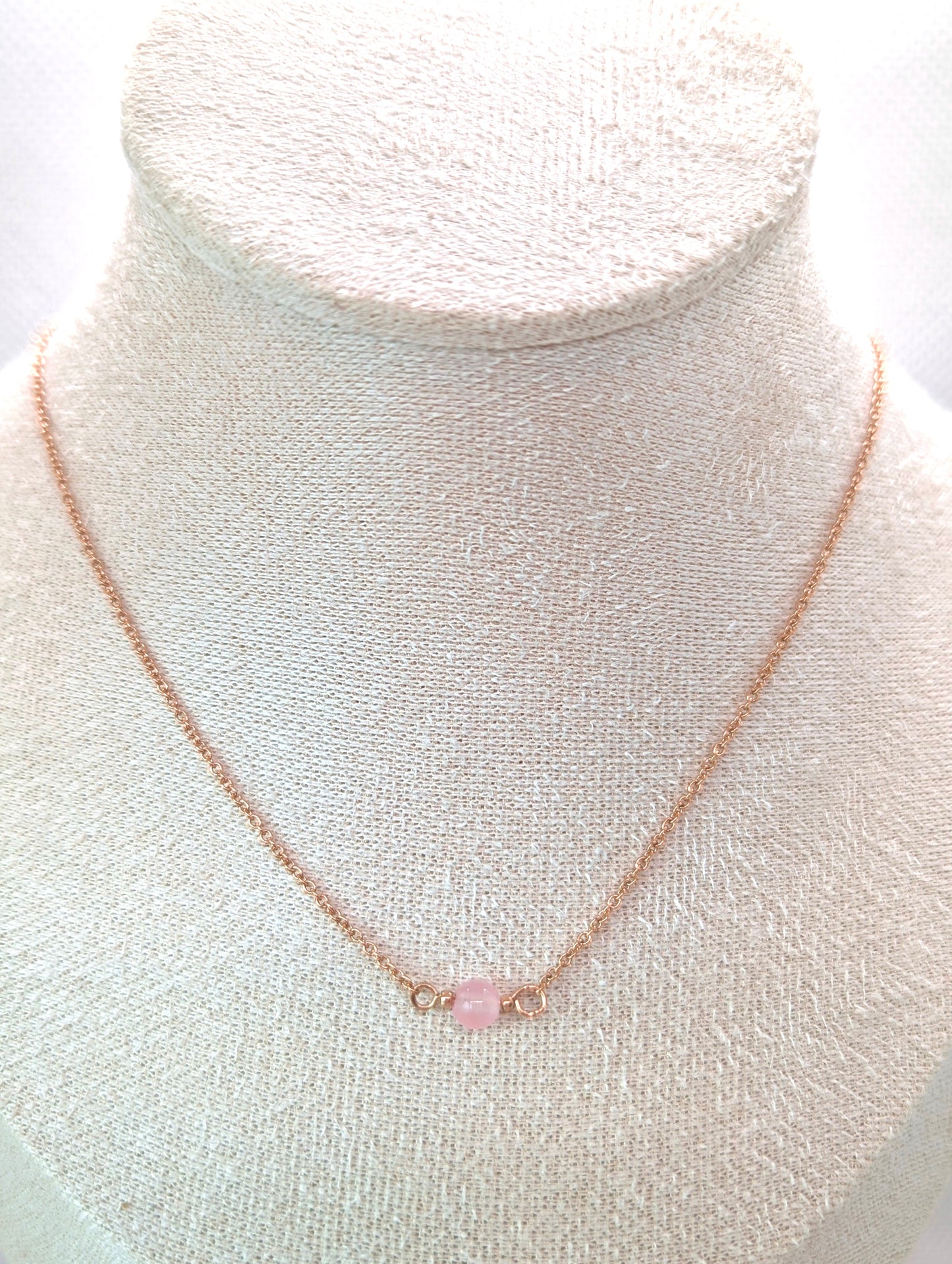MOONLIT BLUSH NECKLACE