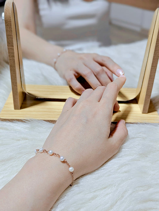 LUSTRE WHISPER BRACELET