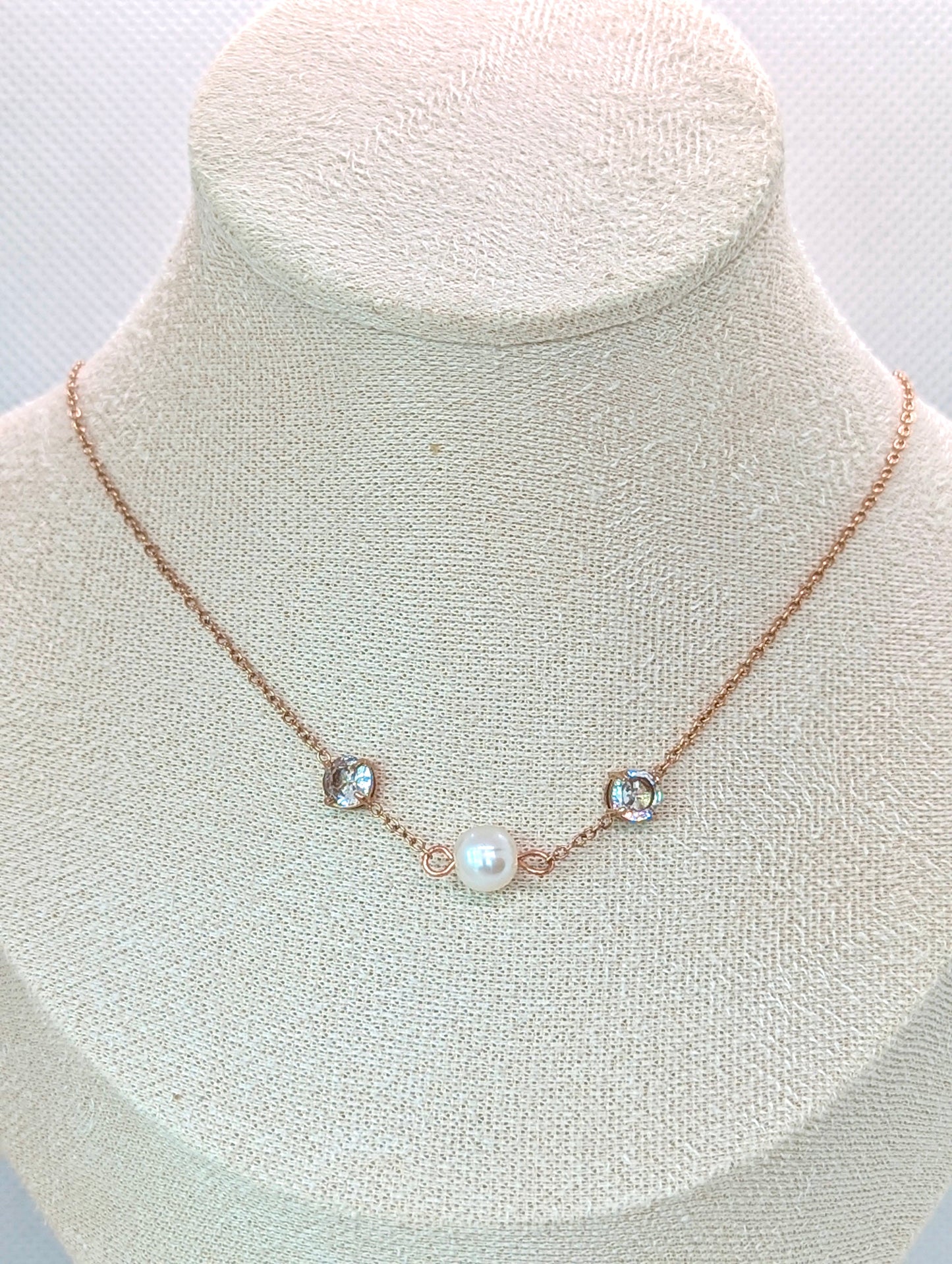 CELESTE NECKLACE