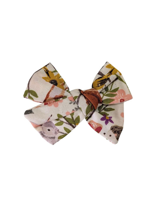 WOODLAND FRIENDS PINWHEEL BOW